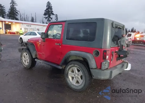 2008 Jeep Wrangler Rubicon z USA, uszkodzony, nr VIN 1J4GA64108L546979